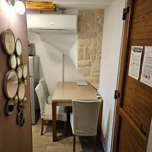 Appartement Reval Luxury Stone House Apartments****, Split